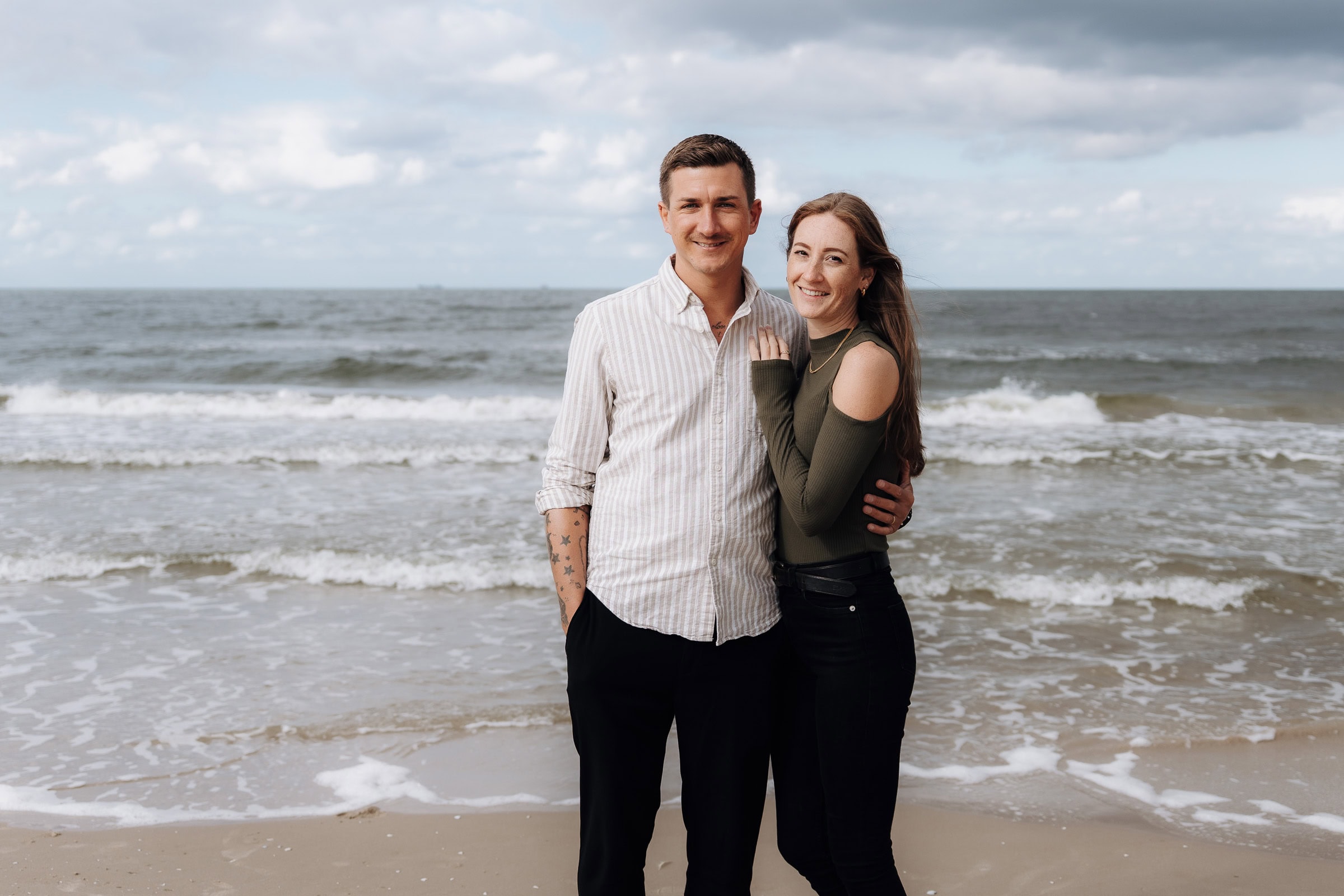 Robert und Stephie von Pure Weddings am Strand von Swinemünde